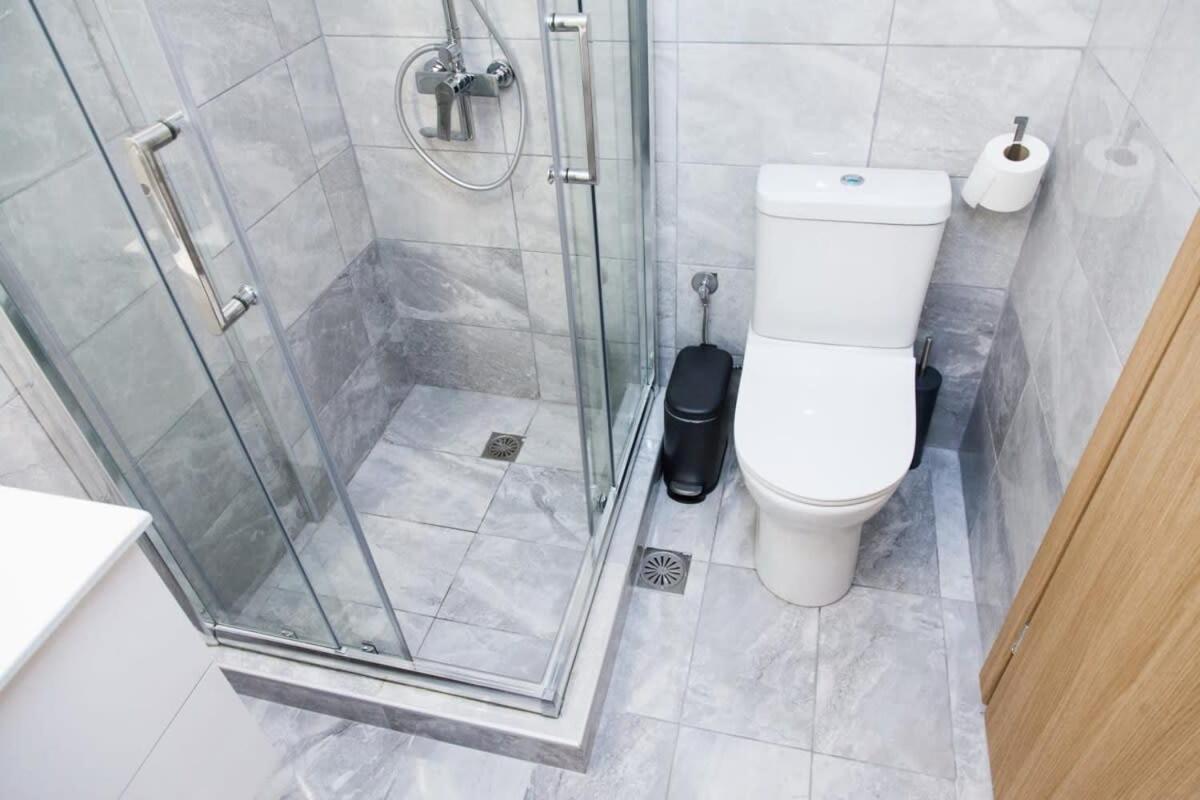 Beautiful New Apartment In Petralona Athens Ngoại thất bức ảnh